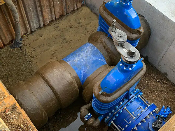 Slik beskytter du rør og konstruksjoner mot korrosjon med Denso tape