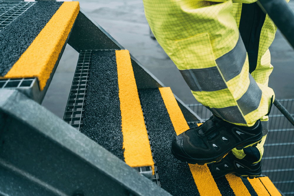 Real Safety antiskli trappetrinn med gul forkant, bilde 2