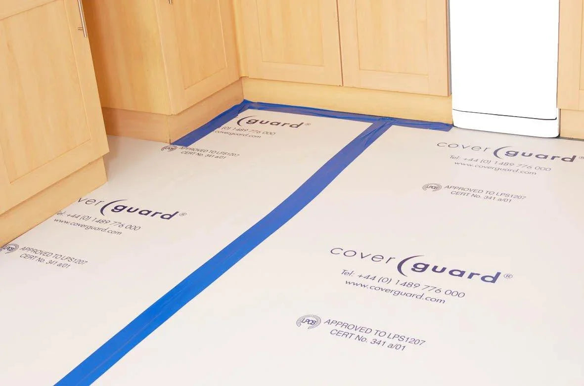 Hvit flammehemmende kanalplast 3 mm